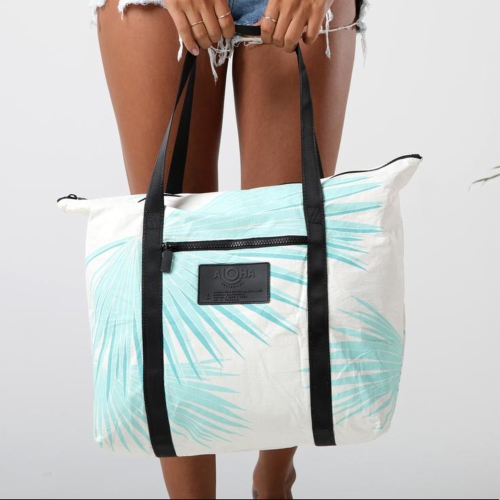 NWOT Aloha Collection Tote